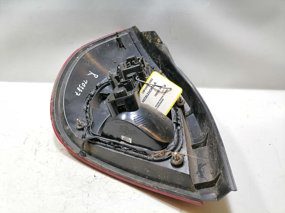 Nissan Almera N16 original Rücklicht Rückleuchte Schlussleuchte rechts Fließheck Bj.2001